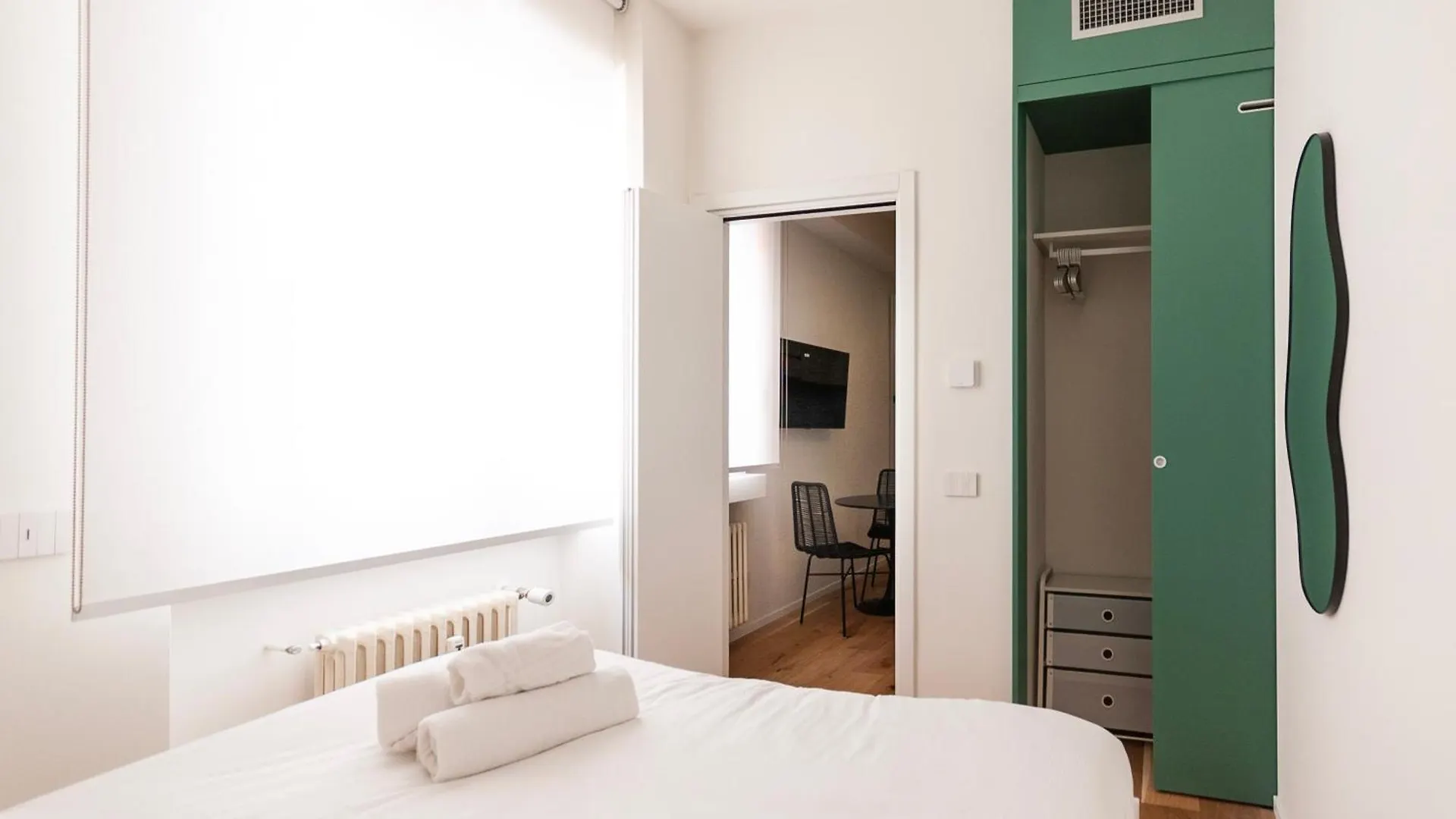 Apartment Youhosty - Perego 7 Sx Milan